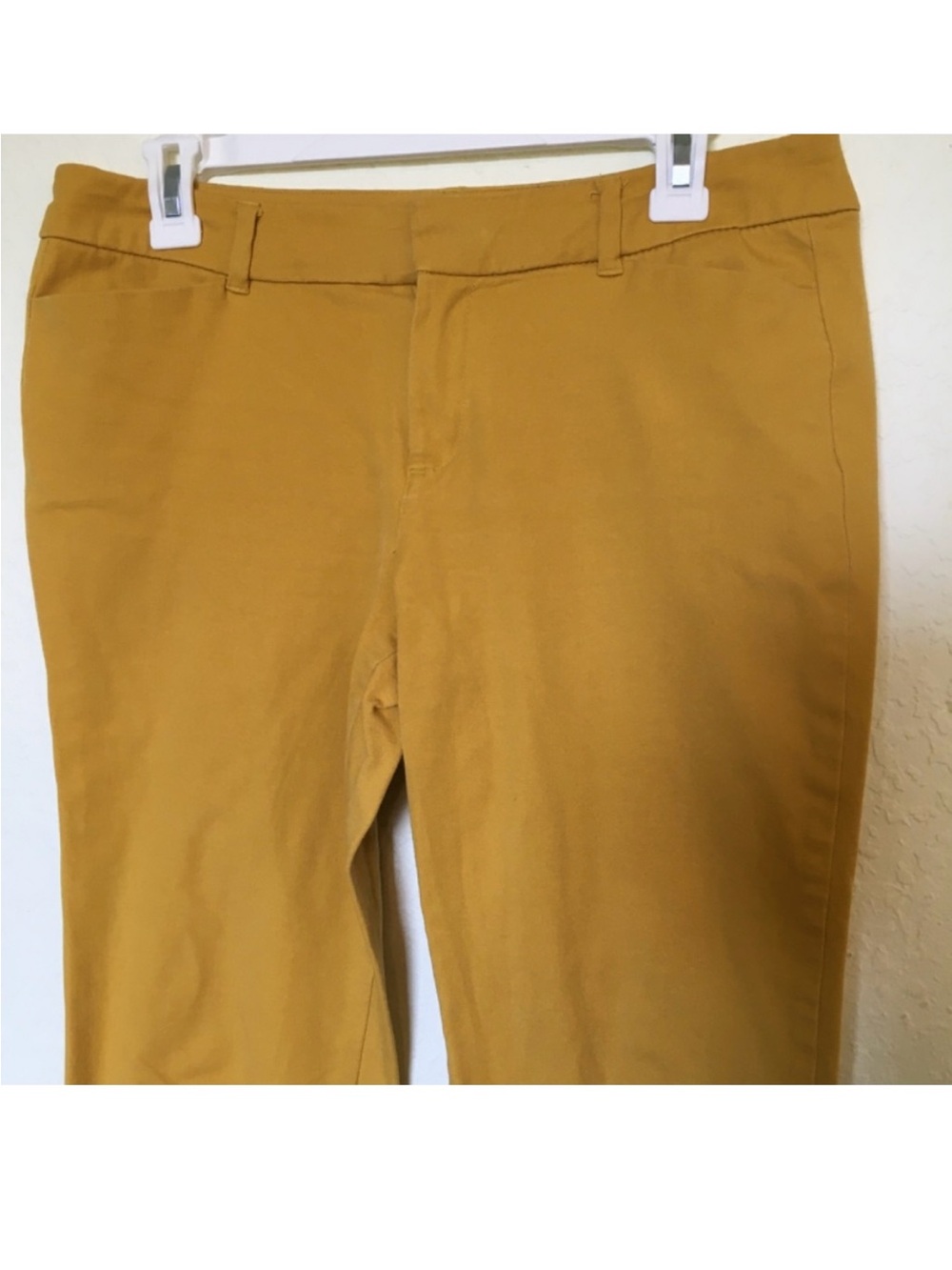 Old Navy mid-rise mustard yellow stretch pixie ankle pants